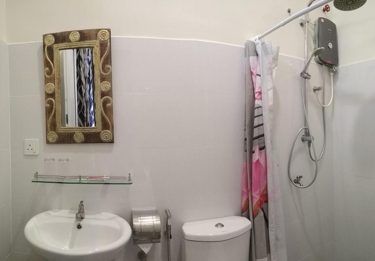 Kc Beachfront Marang Dış mekan fotoğraf