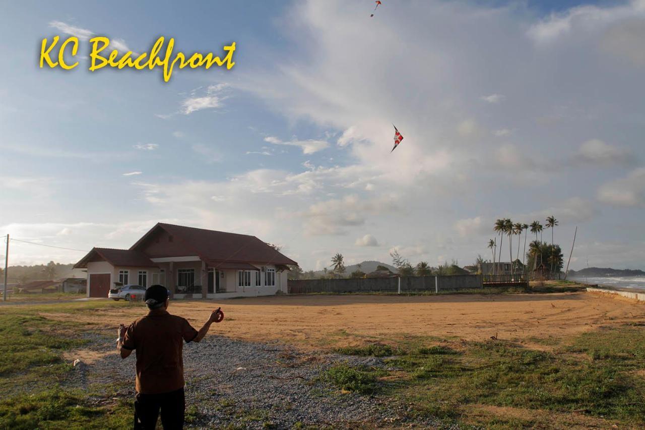 Kc Beachfront Marang Dış mekan fotoğraf